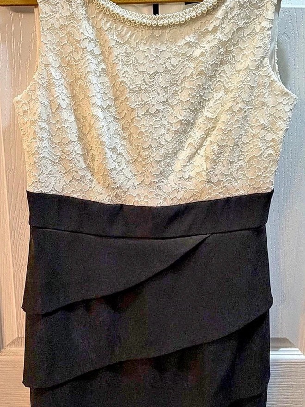 Connected Apparel Lace Mini Dress Black & White Size 6P Like New